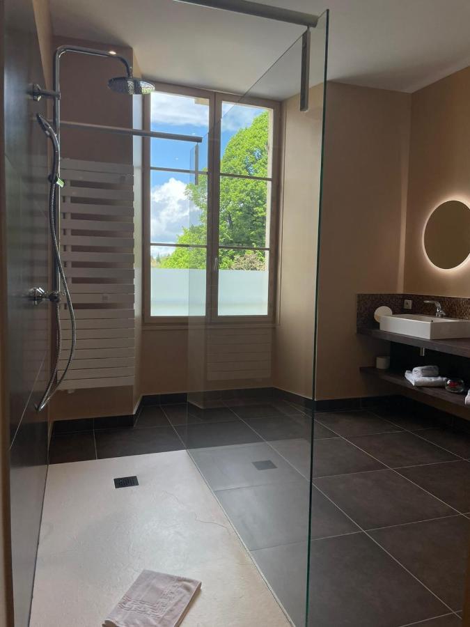 Hotel & Restaurant - Le Manoir Des Cedres - Piscine Chauffee Et Climatisation 胡菲涅克 外观 照片