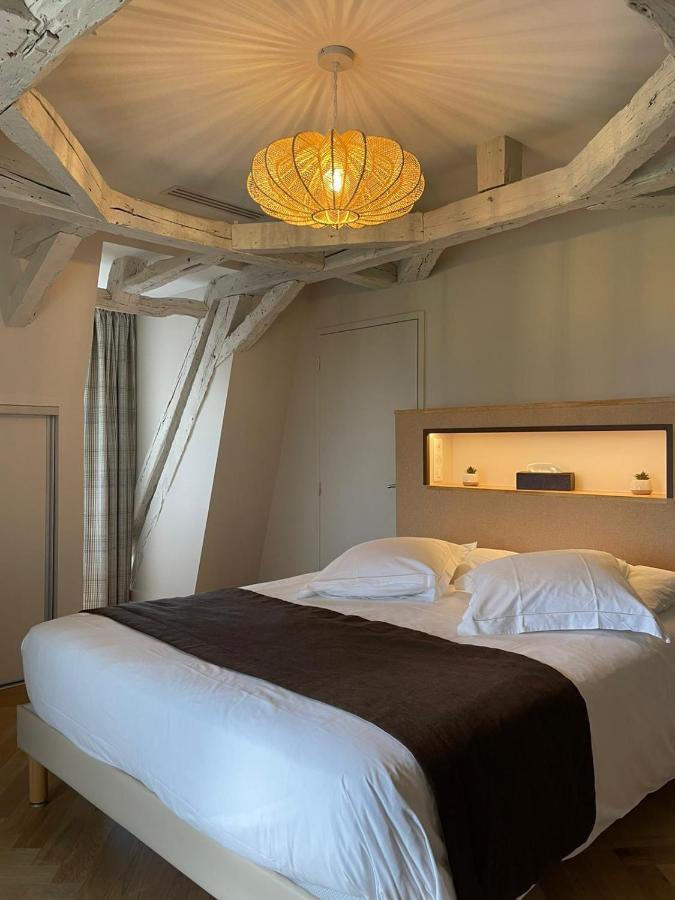 Hotel & Restaurant - Le Manoir Des Cedres - Piscine Chauffee Et Climatisation 胡菲涅克 外观 照片
